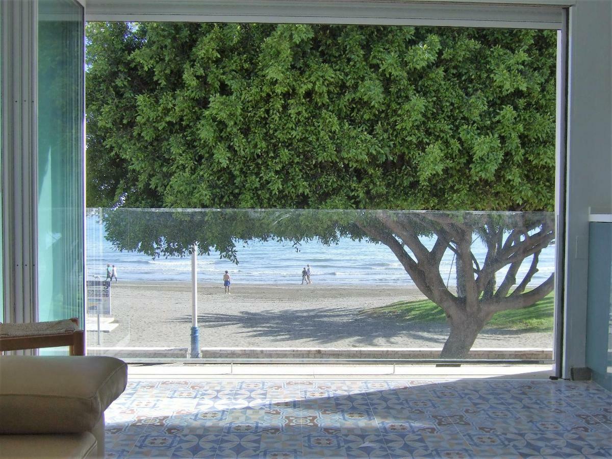 Beachfront House Малага Екстер'єр фото
